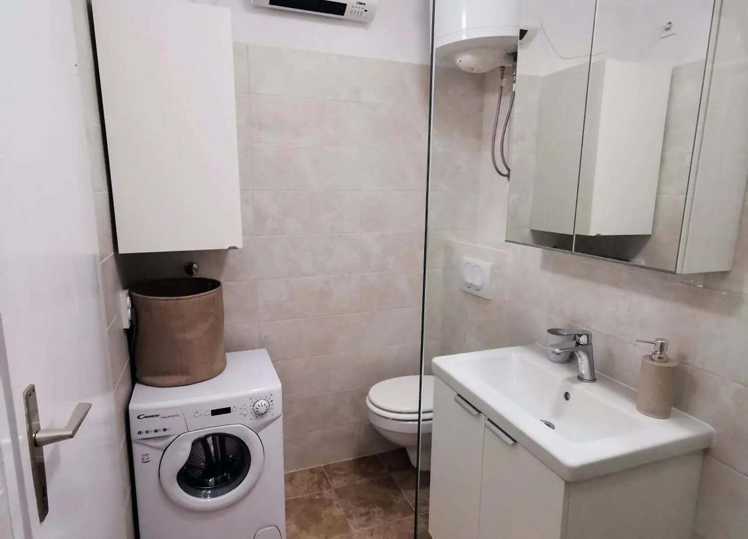 Luna Apartment In Biograd Center 비오그라드나모루
